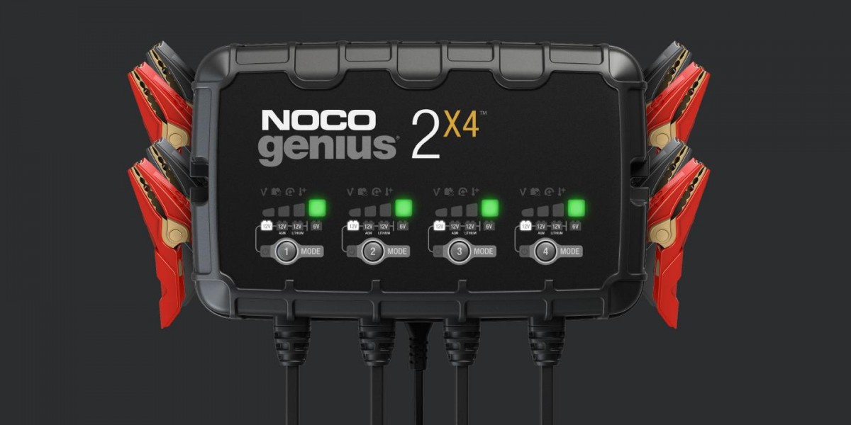 NOCO GENIUS2X4 GENIUS series 4-bank 12- or 6-volt battery  charger/maintainer at Crutchfield