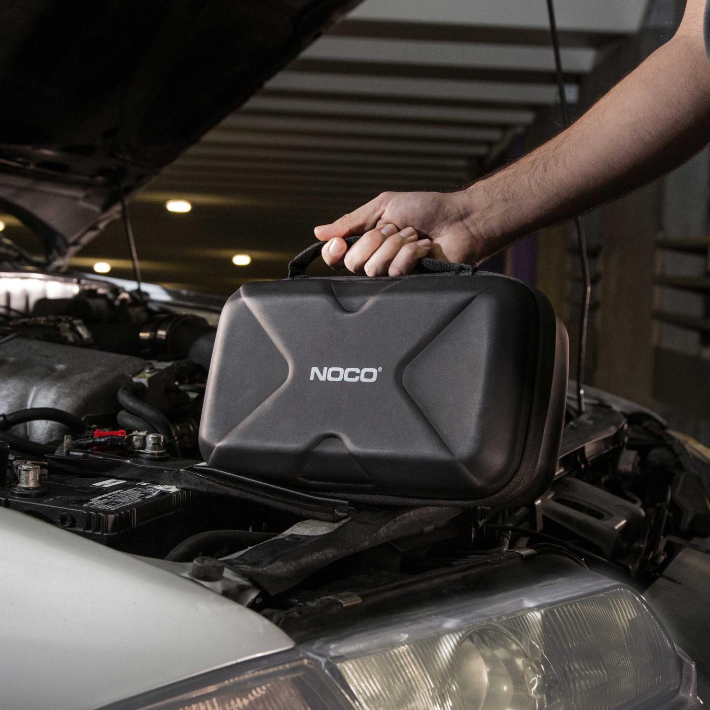 Aproca Hard Storage Travel Case Bag for Noco Boost HD GB70 2000 Amp 12V  UltraSafe Lithium Jump Starter