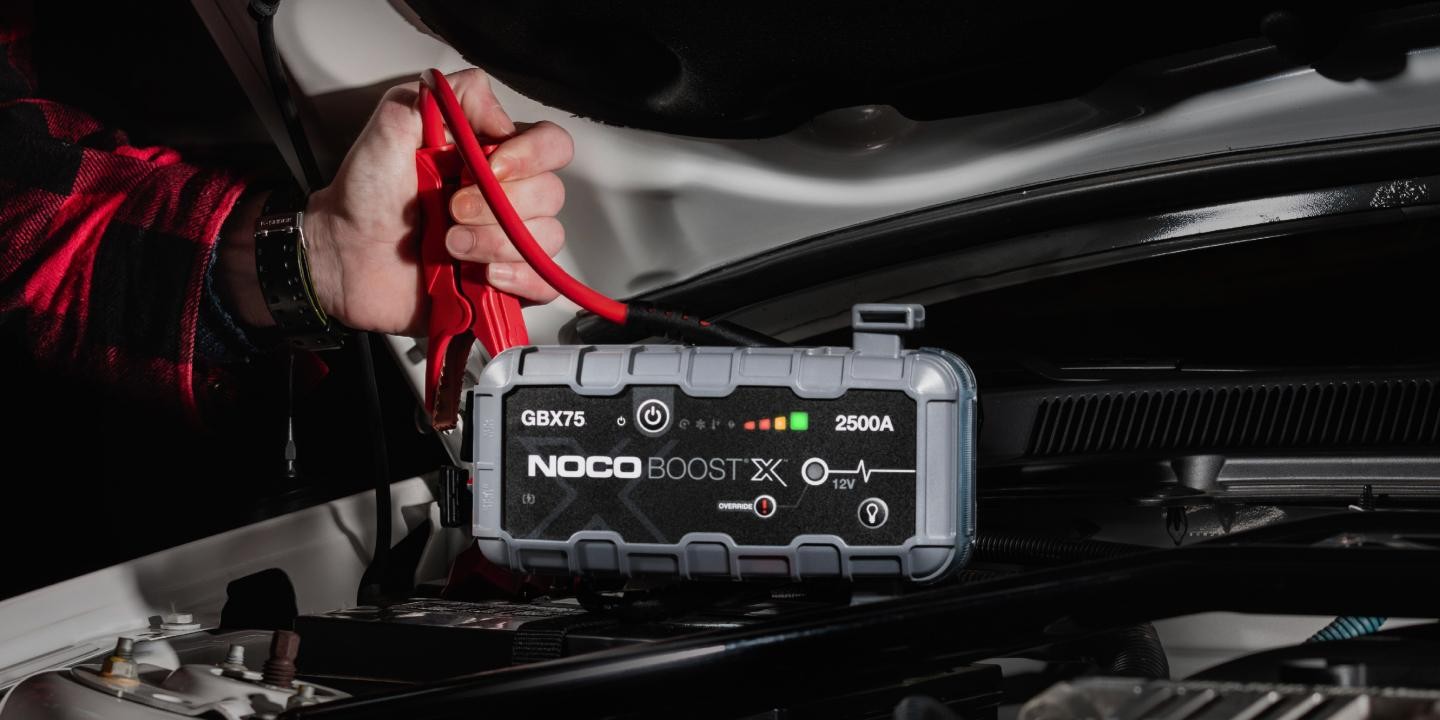 BOOSTER NOCO GB250+ PRO 5250A UltraSafe Lithium - Boosters professionnels  Diesel et Essence : jusqu'à 16L - BatterySet